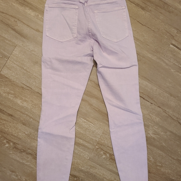 Good American Good Legs Crop Jeans - Picture 3 of 5